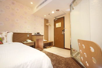 Others 2, Homey House, Taipei City
