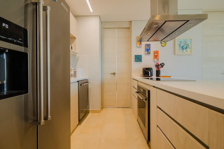 Room 4, 2br 5 Guests Private Balcony and Shared Pool, Cartagena de Indias