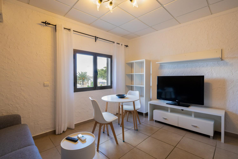 Others 3, Hotel Lago Dorado, Baleares