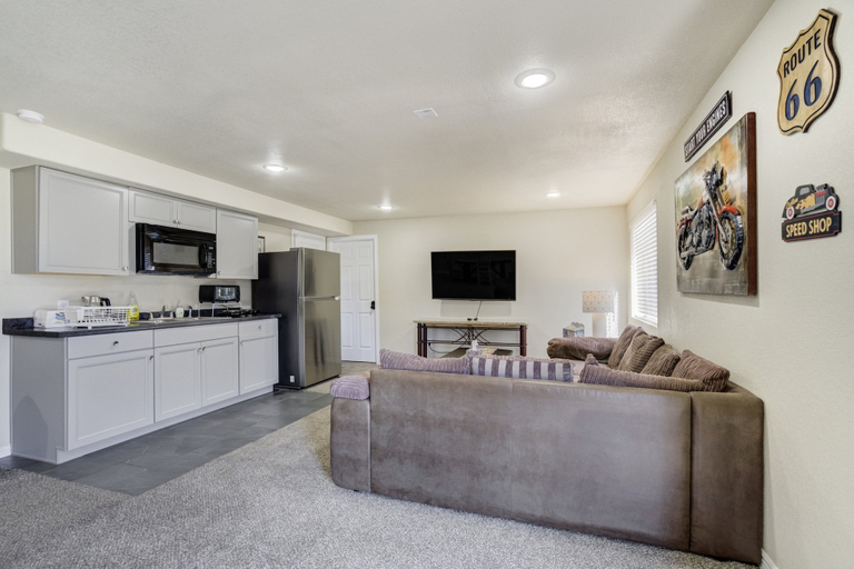 Interior 4, 1415 Legend Oak - Basement, El Paso
