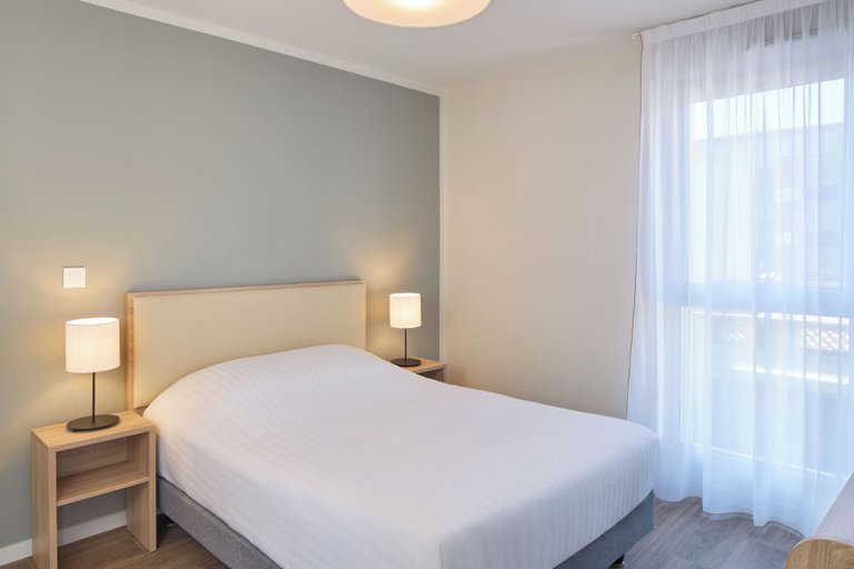 Bedroom 4, Quality Aparthotel Nancy Centre, Meurthe-et-Moselle