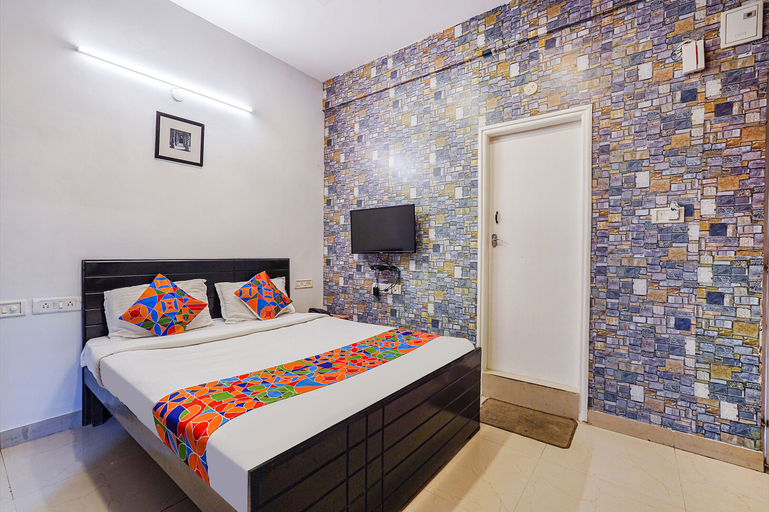 Others 2, FabExpress Kings Suites HRBR Layout, Bangalore