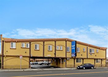 Others 5, Studio 6 Rosemead, CA – Pasadena, Los Angeles