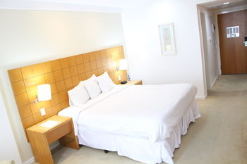 Others 5, Mercure Macaé, Macaé