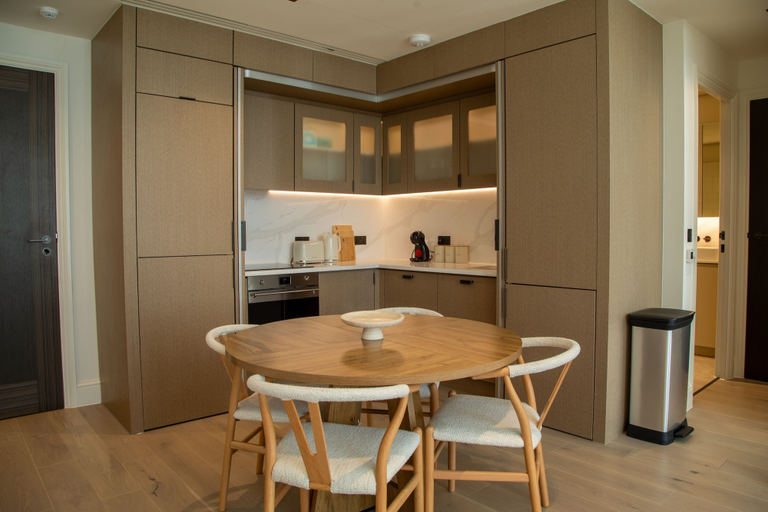 Room 5, Pembridge Residences - Flat 3, London