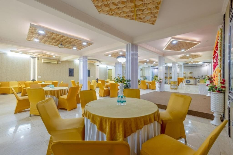 Banquet hall 4, SBS Hotel Underbridge, Delhi