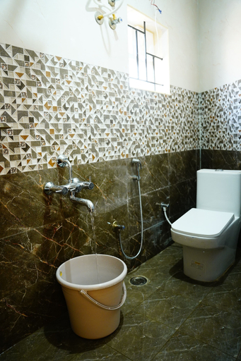 Bathroom 4, Royal Suites, Bangalore