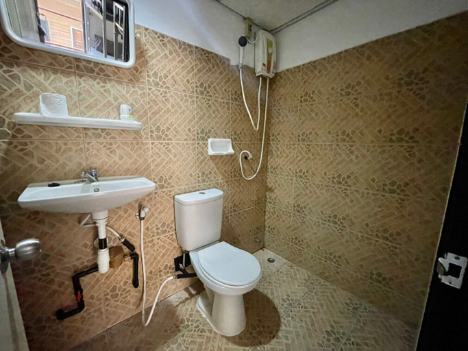 Bathroom 5, U Hostel Koh Phangan, Ko Phangan