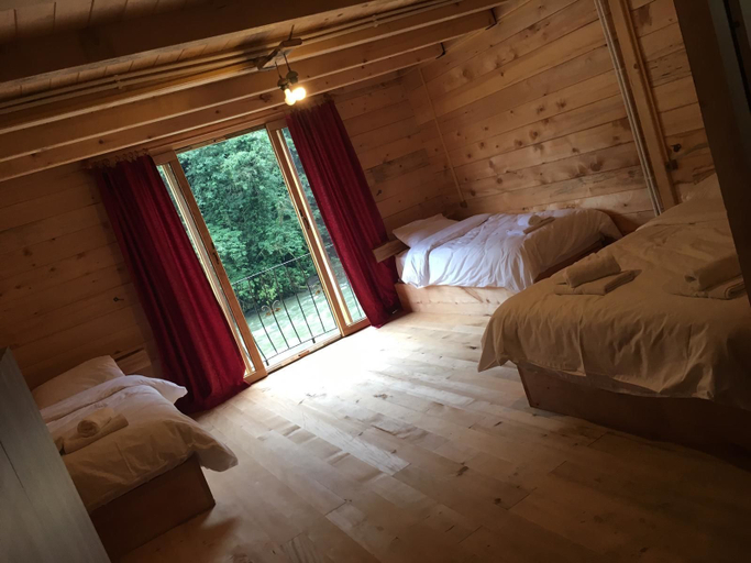 Bedroom 4, Megza Bungalov Ayder Otel, Ardeşen