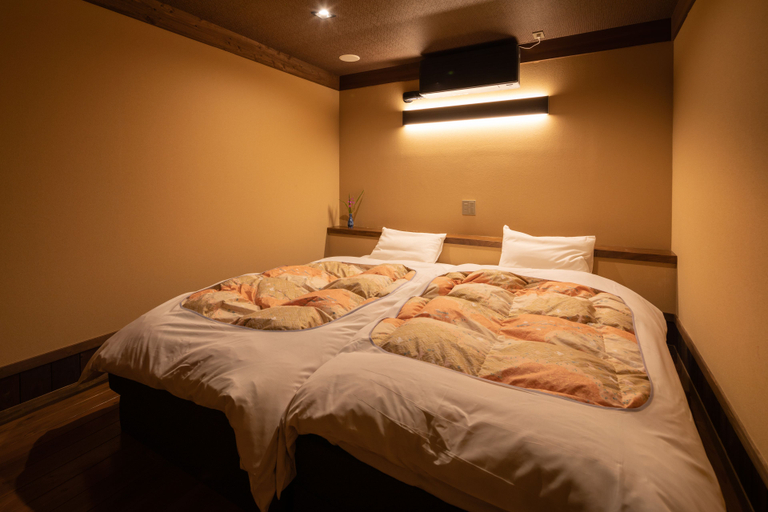 Bedroom, Nanjyoen, Minamioguni