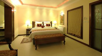 Others 4, Faletti's Hotel, Lahore