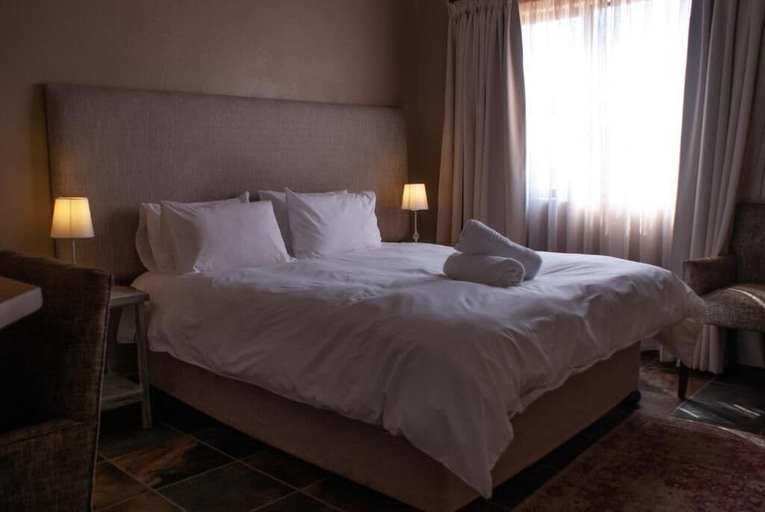 Room 5, Casa de la Presa 6, Capricorn