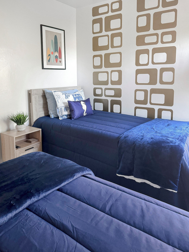 Interior 5, Quaint Mid-century Cottage by the Coast, Ventura