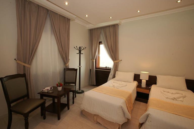 Bedroom 3, Durrat Mina Hotel, Makkah
