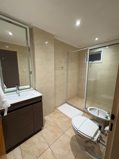 Bathroom 2, Regia Haus - Villa Sarita II, Capital