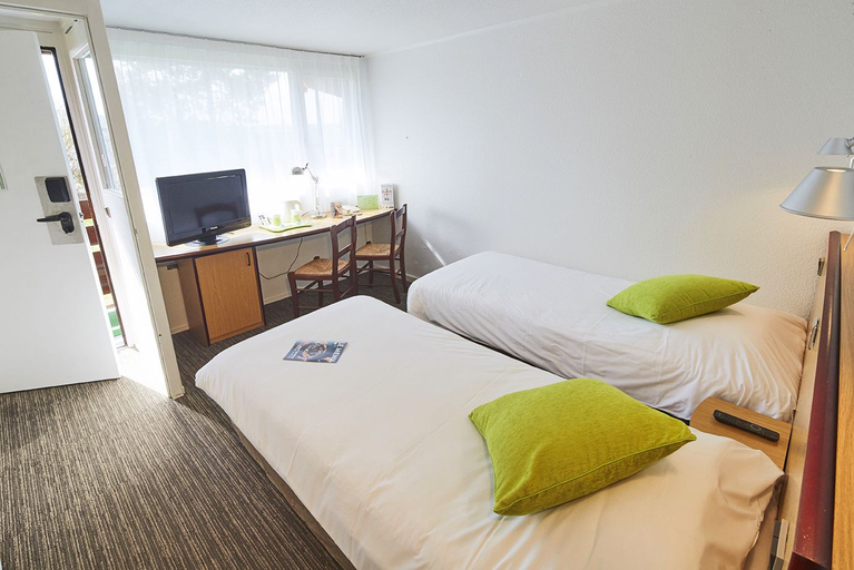 Bedroom 2, Kyriad Chalons En Champagne - Saint Martin, Marne