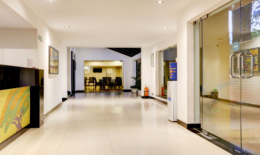 Public Area 3, Lazdana Hotel Bangalore, Bangalore