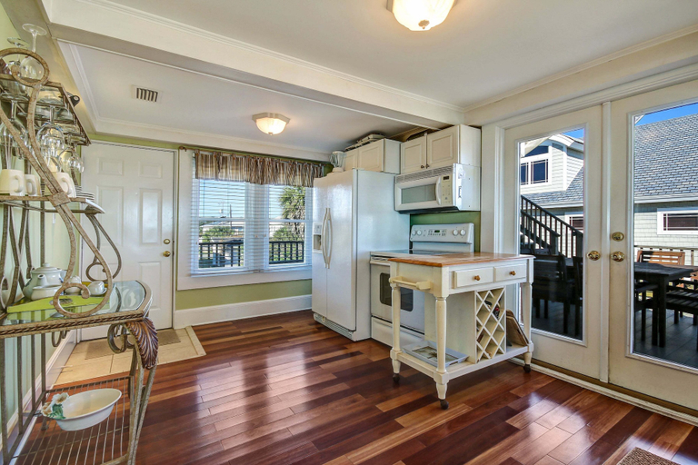 Interior 5, 623 Ocean Ave, Nassau