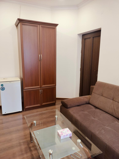 Others 5, Bagart Hotel