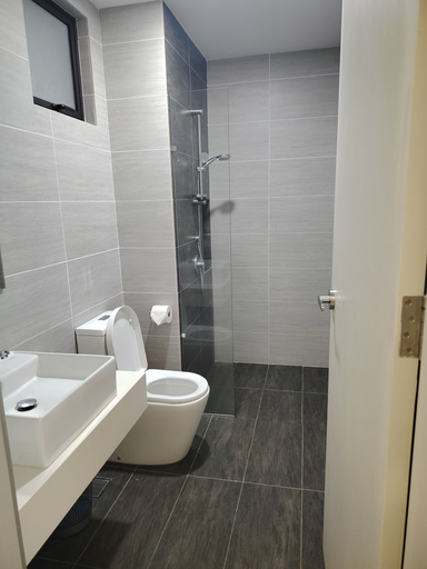 Bathroom 2, The Luxe Suites at Trion KL, Kuala Lumpur