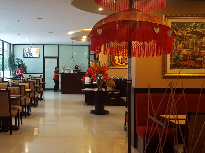 Food & Drinks 4, Grand Tembaga Hotel, Mimika
