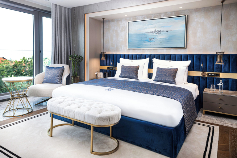 Bedroom 4, The Maestro Hotel, Beyoğlu