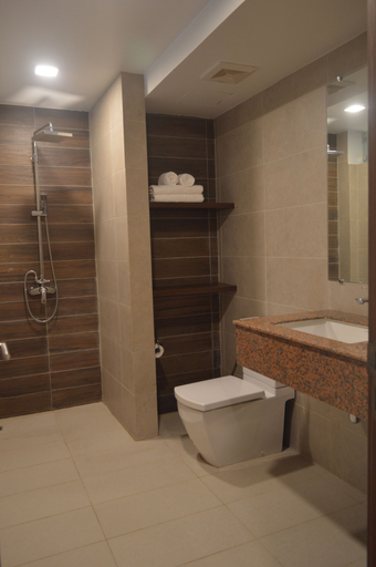 Bathroom 4, Airport Avenue Hotel, Yangon