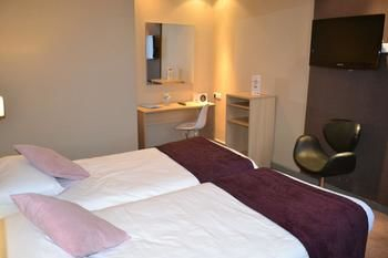Others 4, Hotel Europe and SPA, Marne