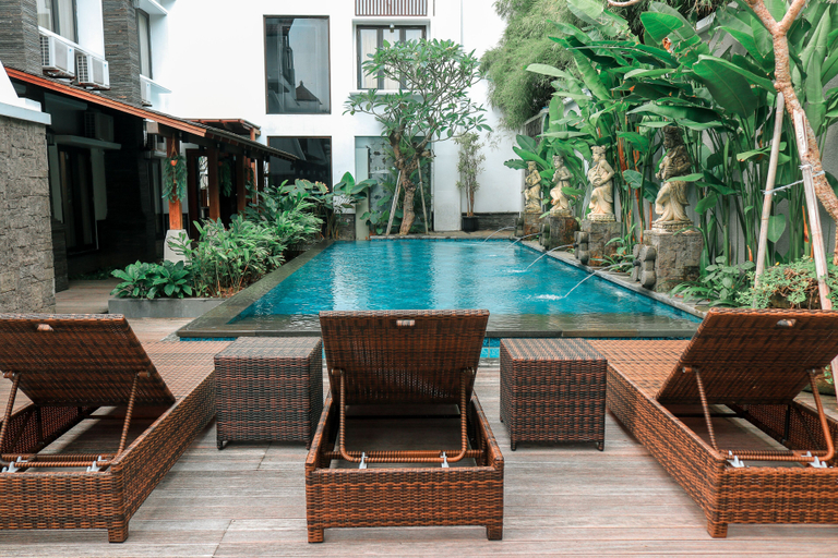 Sport & Beauty 2, Legian Villas, Badung
