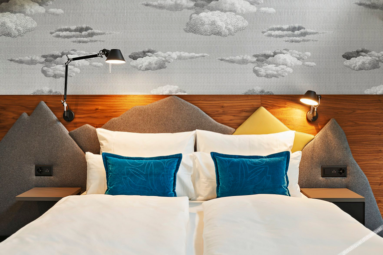 Bedroom 3, Motel One Zurich, Zürich