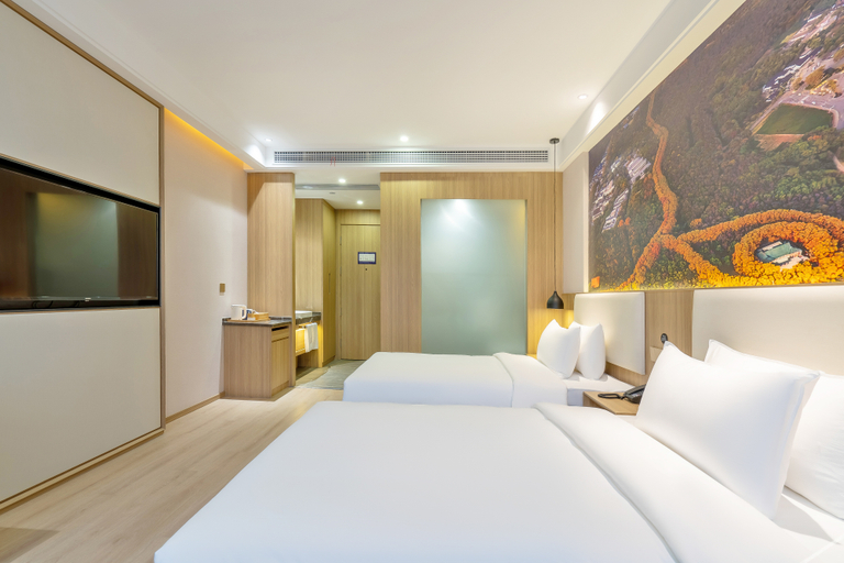 Bedroom 2, Starway Hotel Nanjing Guli Yinxinghu Avenue, Nanjing