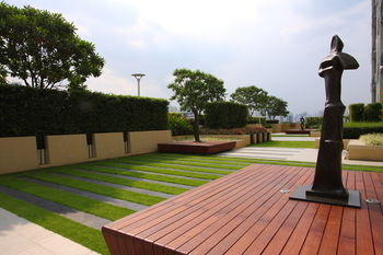 Others 2, IVY THONGLOR 55, Wattana
