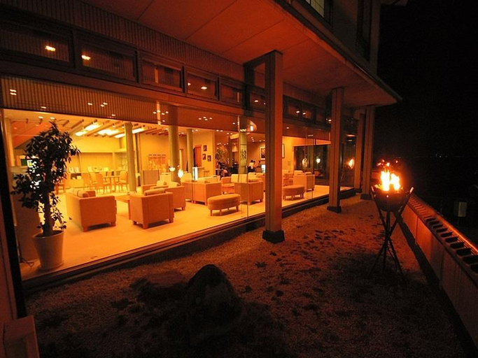 Others 3, Ako Onsen Donkairo, Akō
