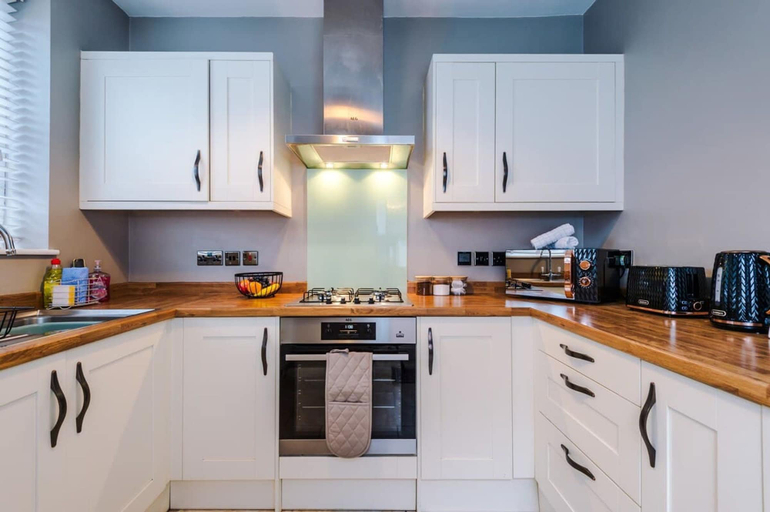Room 2, Stunning Home Amazing Location Great For Groups, Cheshire West and Chester