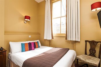 Others 5, Grand Concerto Hotel, London
