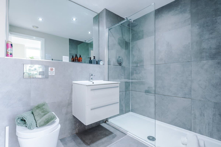 Room 3, City Centre Flat Perfect for Groups Weekends, Sefton