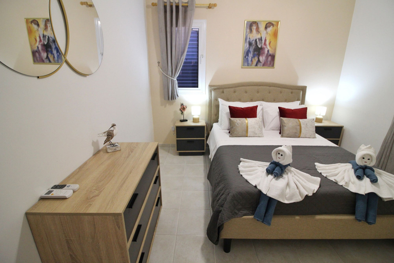 Room 4, 40 PAP - Stay Regina Apartment