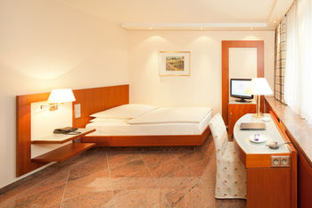 Others 5, Design-Hotel JAMS, München