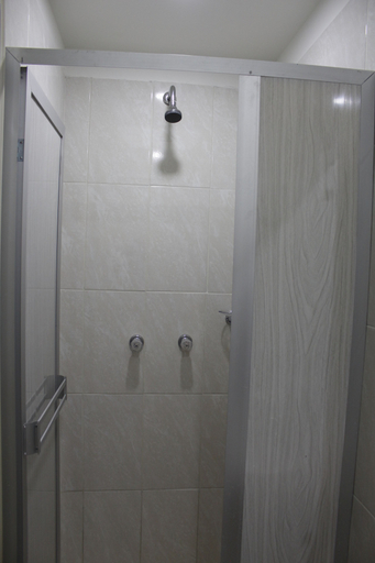 Bathroom 3, Hotel Pereira 421, Dosquebradas