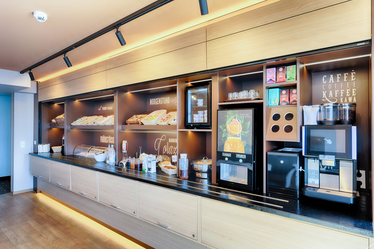 Food & Drinks 5, B&B Hotel München-Hbf, München