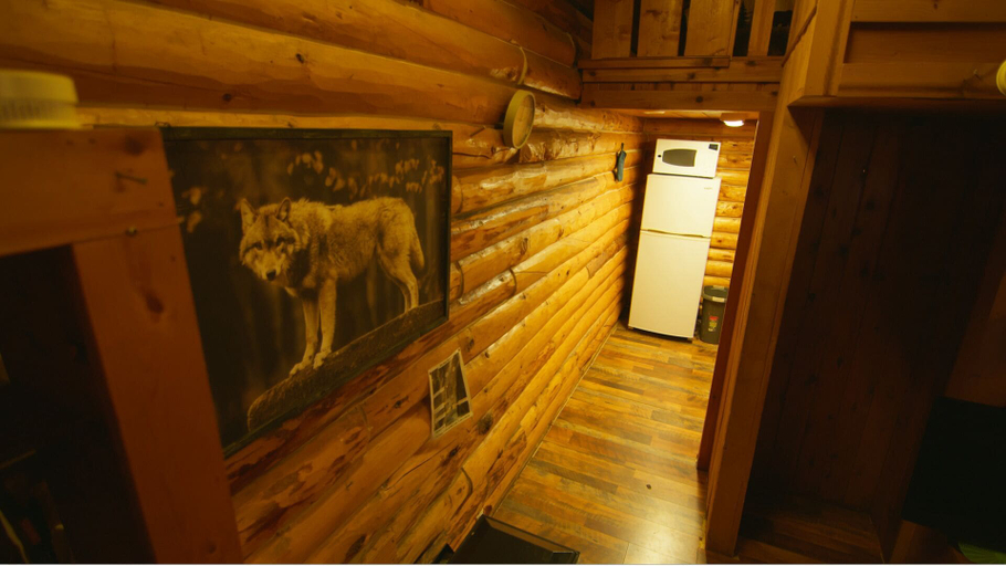Interior 5, Alaska Homestead Roadhouse, Southeast Fairbanks