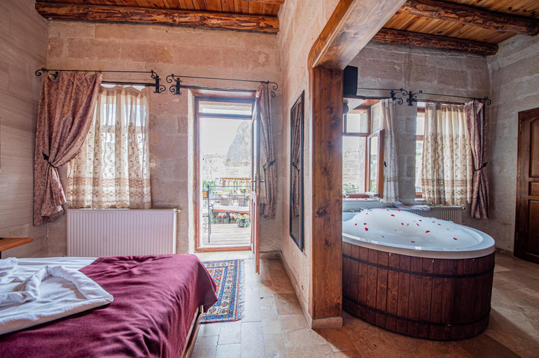 Bedroom 4, Chelebi Cave House Hotel, Nevşehir