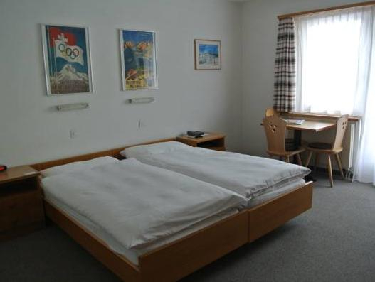 Others 2, Hotel Sonne St. Moritz, Maloja