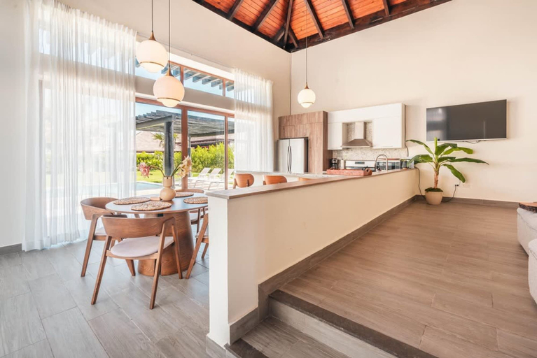 Room 5, Bungallow w Pool bqq at Green Village Bca, San Rafael del Yuma