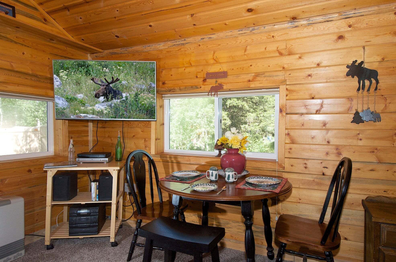 Interior 5, Remington Retreat, Fremont