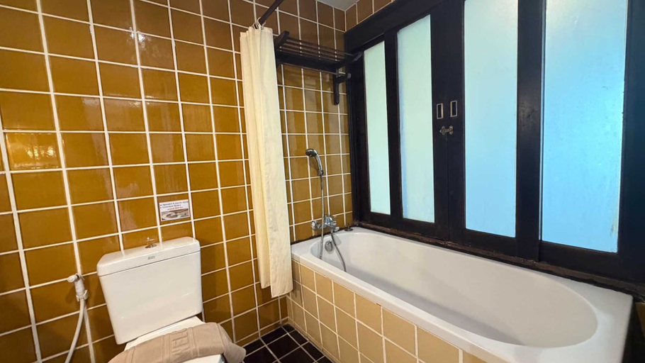 Bathroom 5, Sunday Wongamat Privacy Pattaya, Pattaya