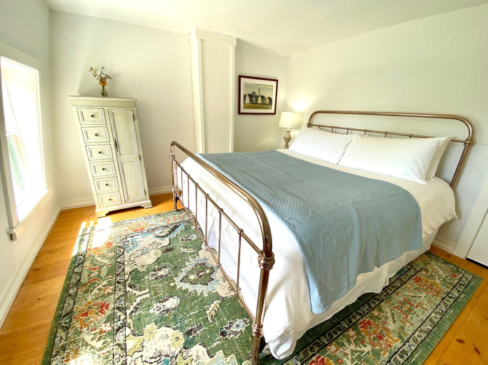Room 2, Oakland House Seaside Inn & Cottages, Hancock