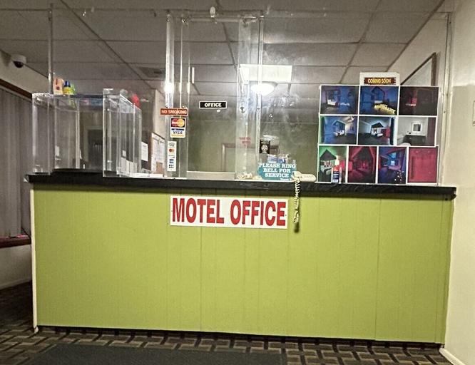 Public Area 3, Imperial Suites, Wayne