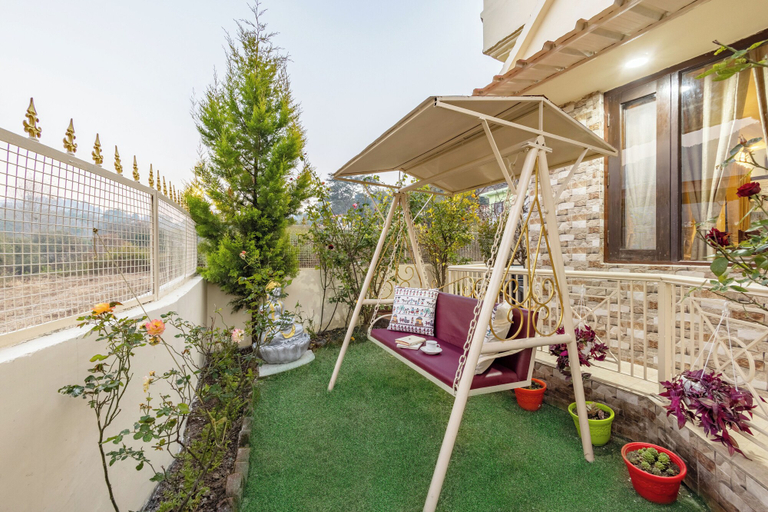 Terrace/patio 3, Alaya Stays Rainmist 4BHK PetFriendly, Pune