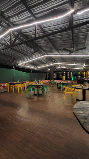 Food & Drinks 4, Cocorico Stay Ya, Raigarh